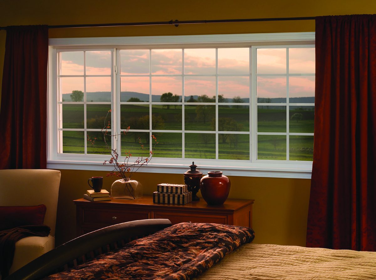 Wide horizontal sliding window